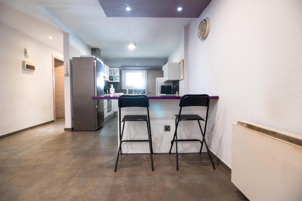 2-Bedroom Appartment In Center Nicosia Exterior photo